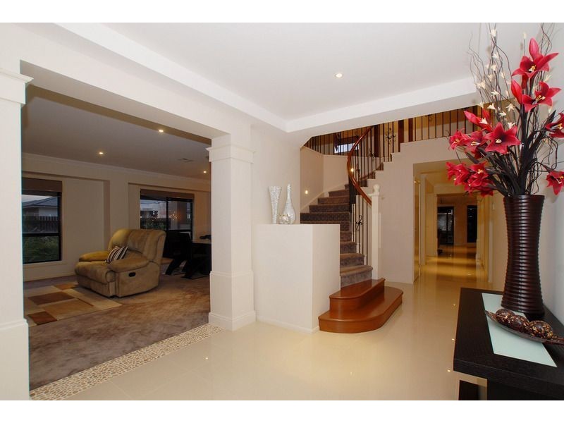 3 Whitewater Court, Sandhurst VIC 3977