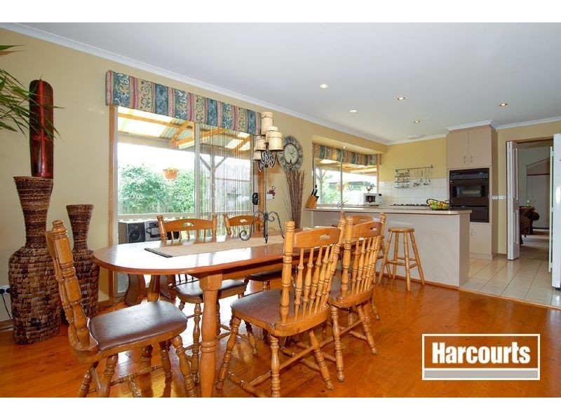 23 Paras Drive, Carrum Downs VIC 3201