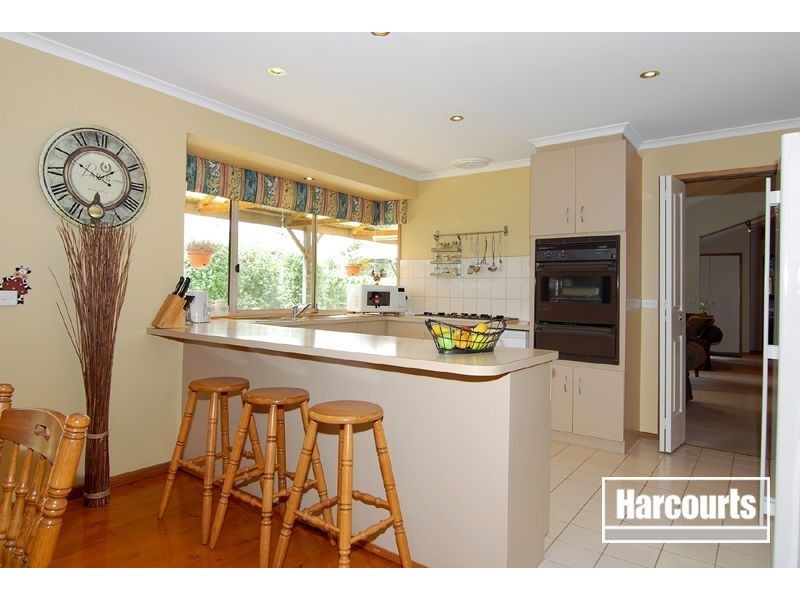 23 Paras Drive, Carrum Downs VIC 3201