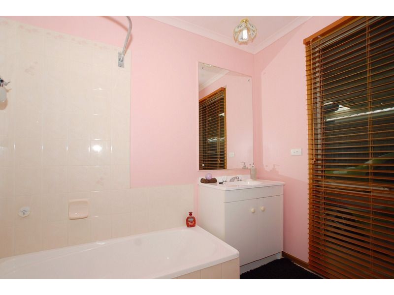 15 Deborah Court, Skye VIC 3977