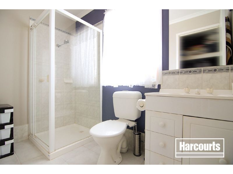 90 Oberon Drive, Carrum Downs VIC 3201