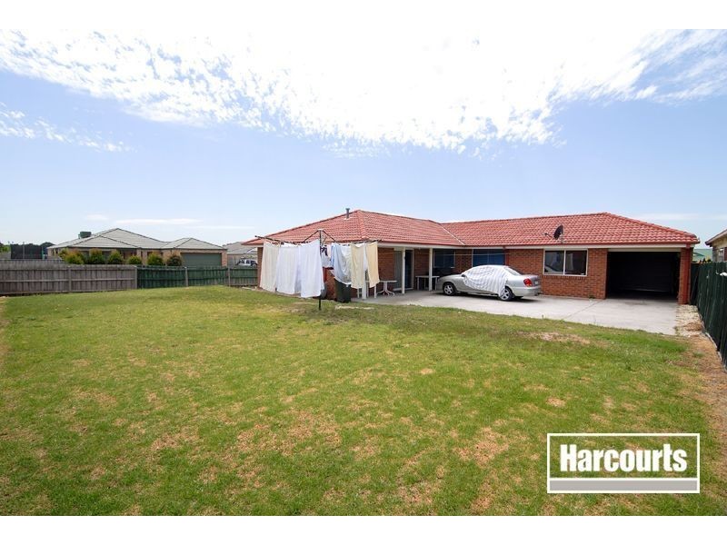 2 Melanie Blair Place, Skye VIC 3977