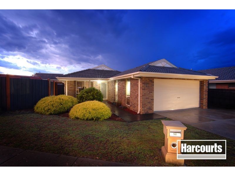 52 Orama Avenue, Carrum Downs VIC 3201