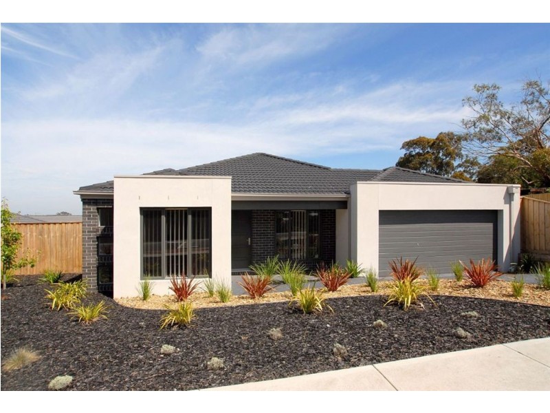 45 Clifton Grove, Carrum Downs VIC 3201