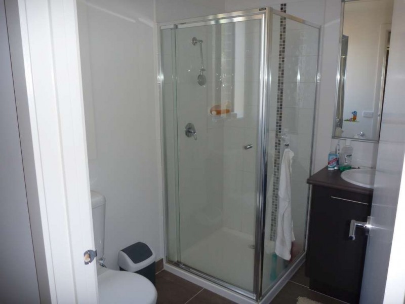 45 Clifton Grove, Carrum Downs VIC 3201