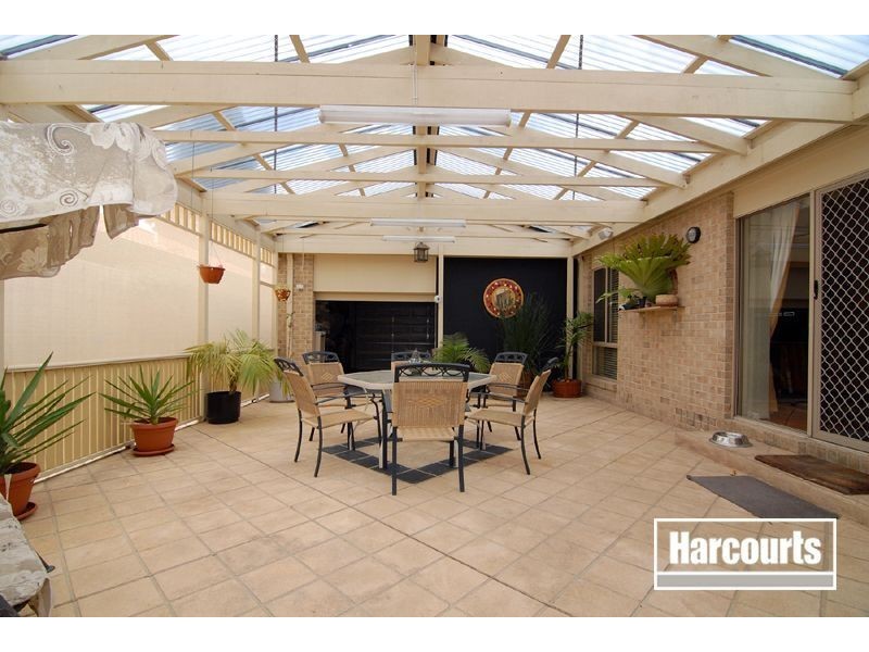 26 Flora Park Way, Carrum Downs VIC 3201