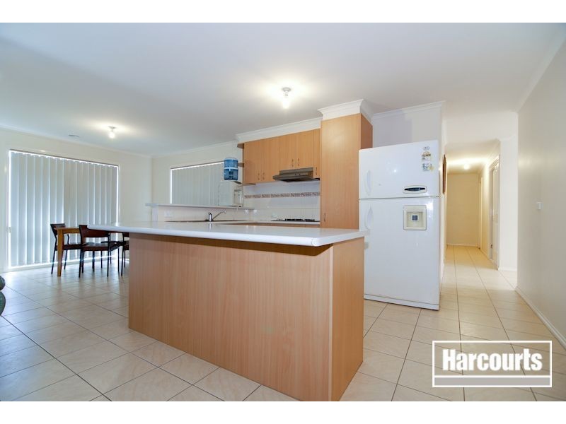 27 Overall Drive, Skye VIC 3977