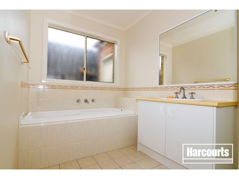 27 Overall Drive, Skye VIC 3977