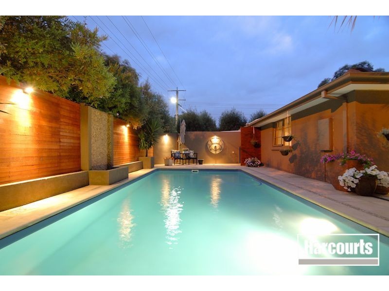 1 Firetail Court, Carrum Downs VIC 3201