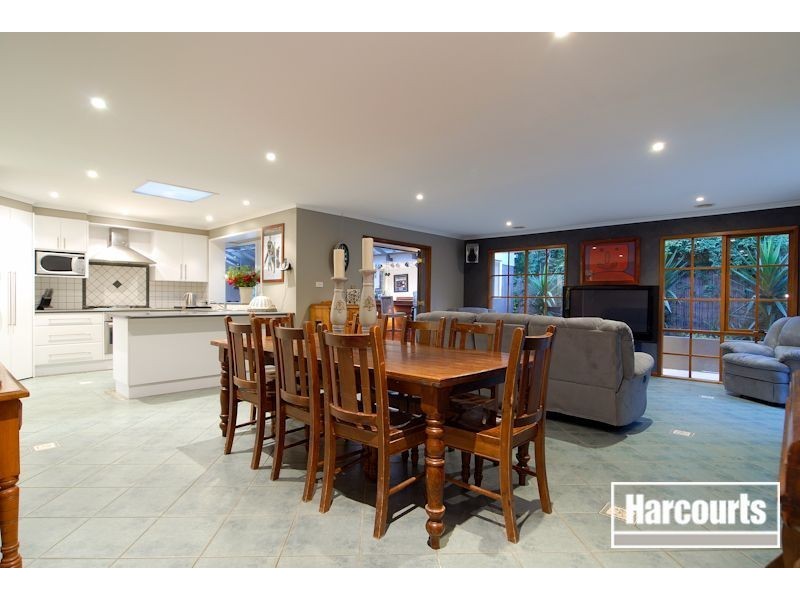 1 Firetail Court, Carrum Downs VIC 3201