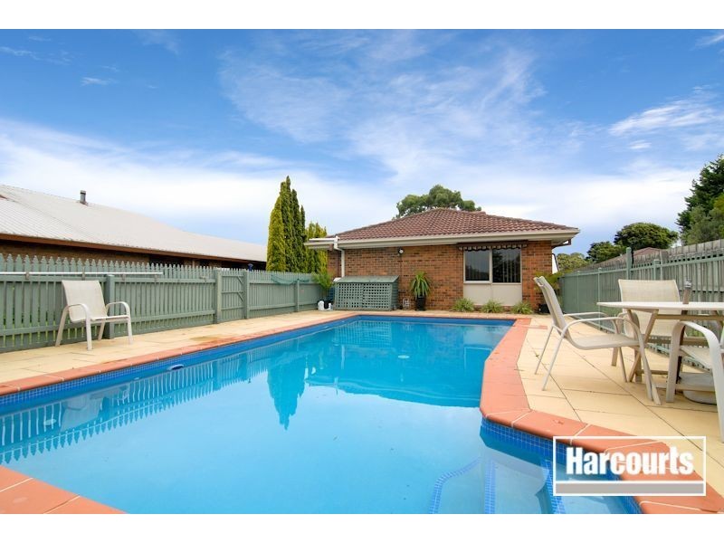 9 Knox Street, Carrum Downs VIC 3201