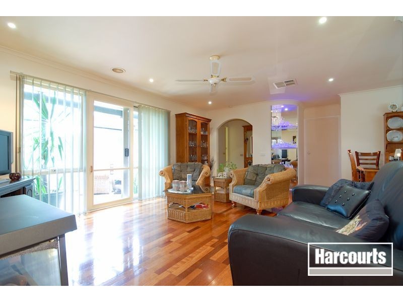 9 Knox Street, Carrum Downs VIC 3201
