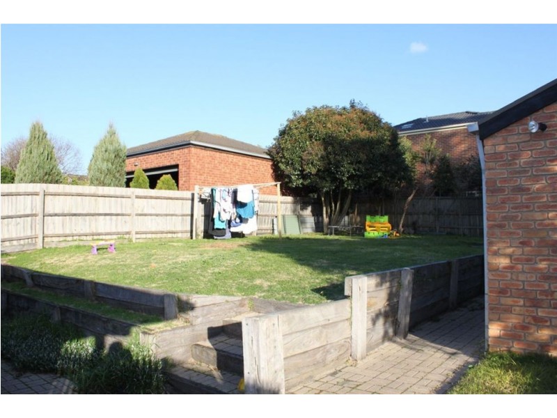 8 Manna Gum Court, Carrum Downs VIC 3201