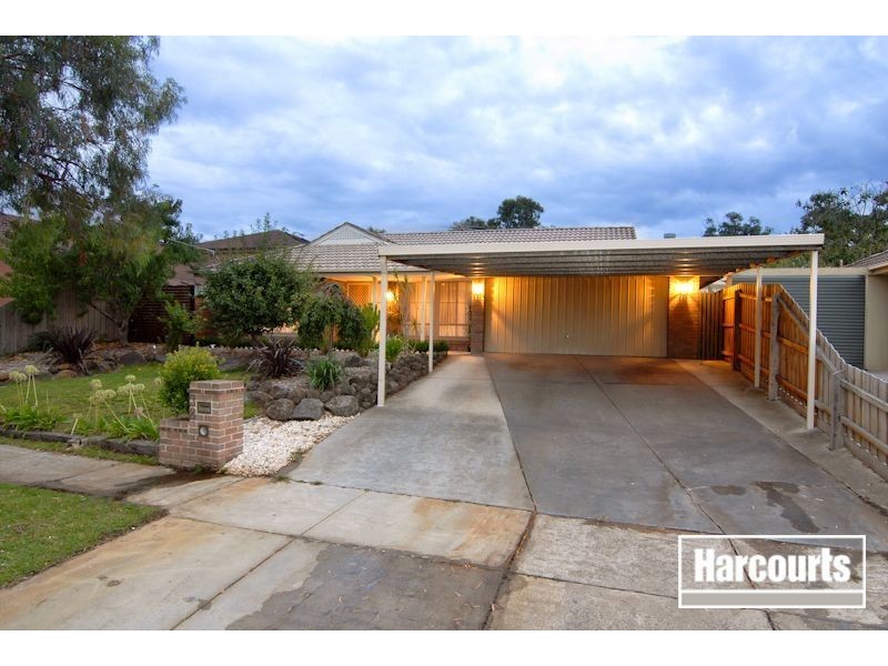 38 Luscombe Avenue, Carrum Downs VIC 3201