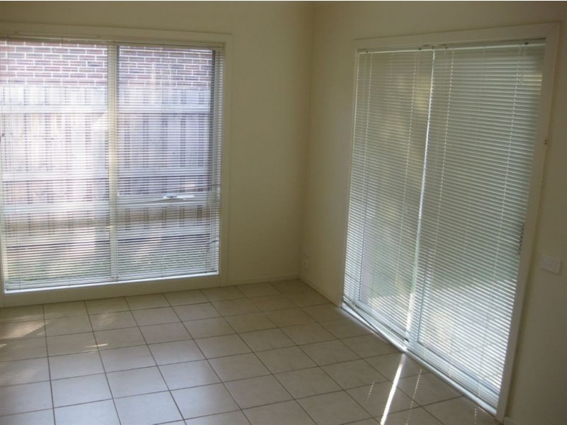 20 Lats Avenue, Carrum Downs VIC 3201