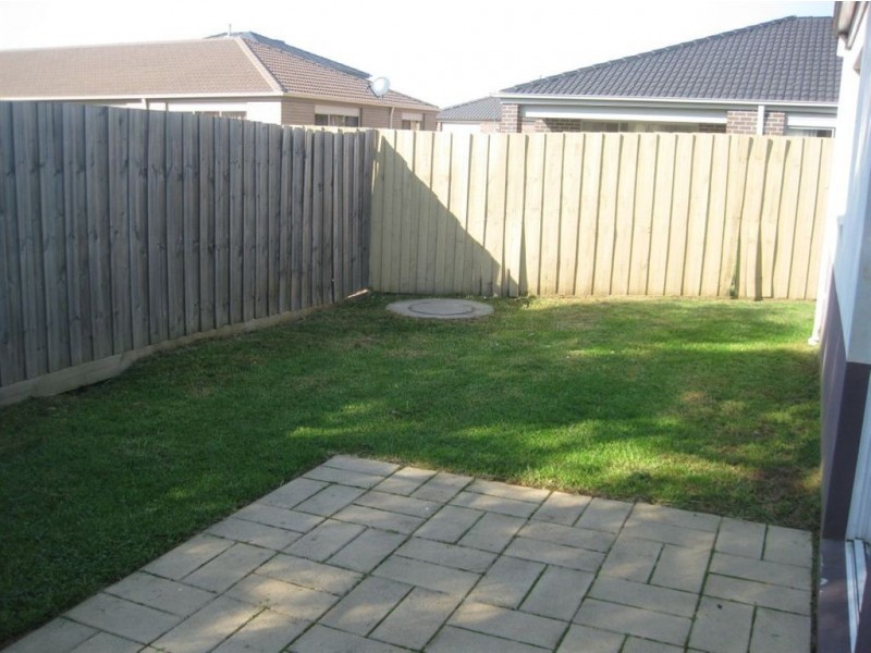 20 Lats Avenue, Carrum Downs VIC 3201