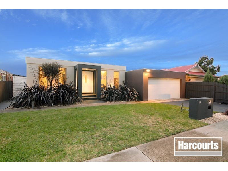 19 Brumbys Road, Carrum Downs VIC 3201