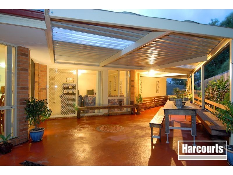 3 Glover Court, Skye VIC 3977