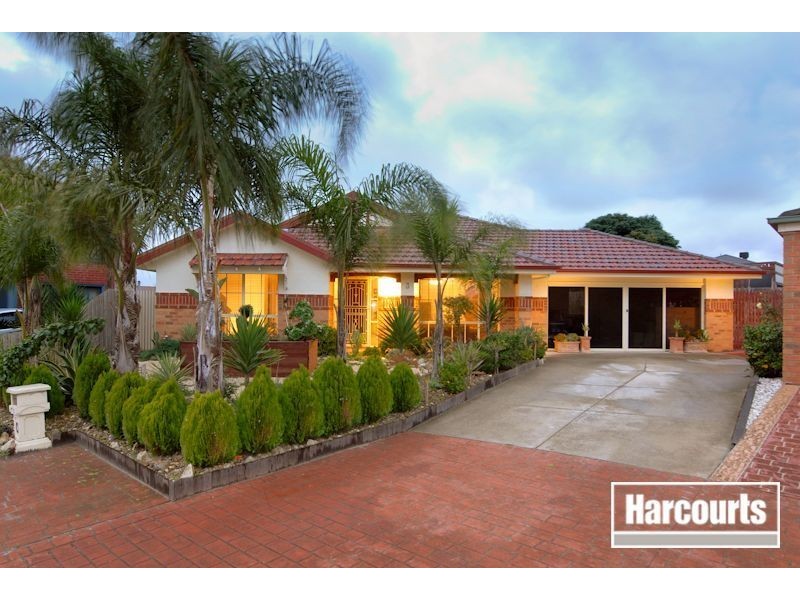 3 Glover Court, Skye VIC 3977