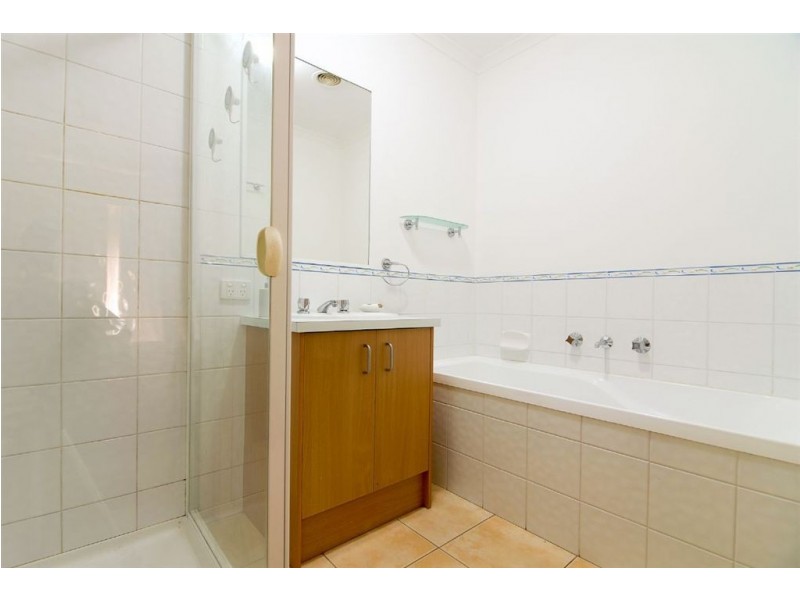 24/49 Oberon Drive, Carrum Downs VIC 3201