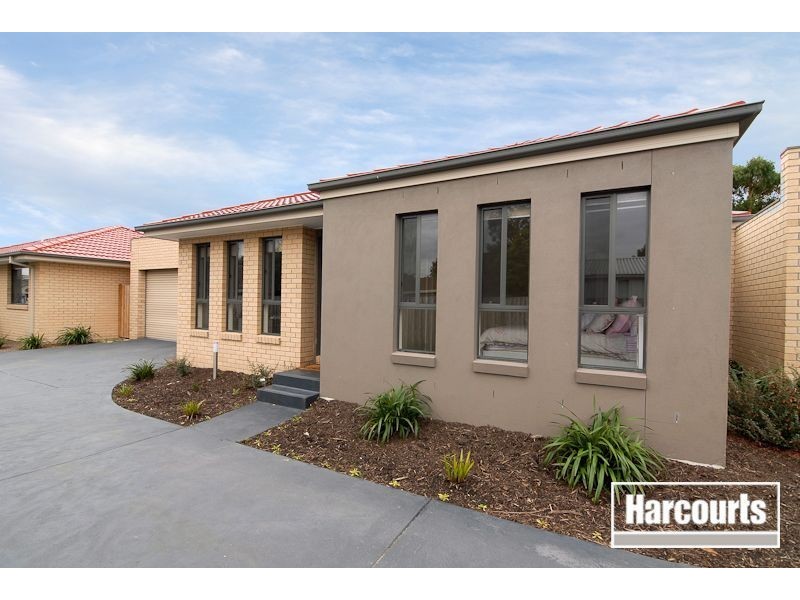 2/38 McCormicks Road, Skye VIC 3977