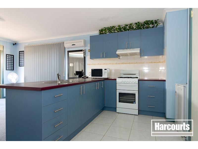 1/29 Chardonnay Drive, Skye VIC 3977