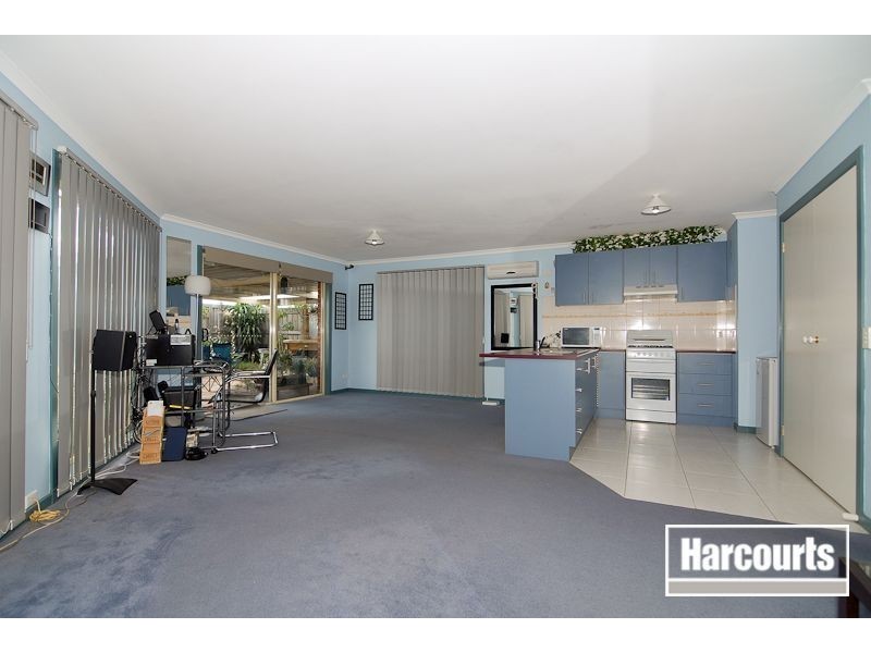 1/29 Chardonnay Drive, Skye VIC 3977