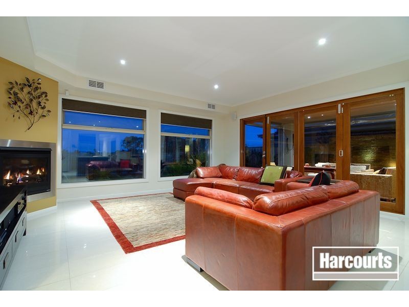 13 Flinders Chase, Sandhurst VIC 3977