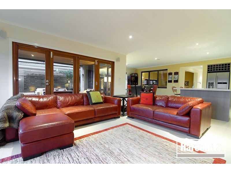 13 Flinders Chase, Sandhurst VIC 3977