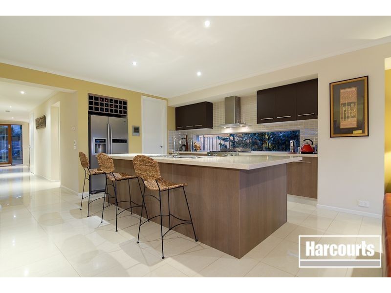 13 Flinders Chase, Sandhurst VIC 3977