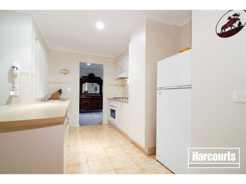 5 Wesley Close, Skye VIC 3977