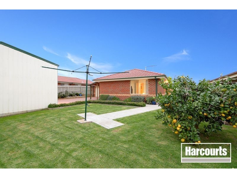 5 Wesley Close, Skye VIC 3977
