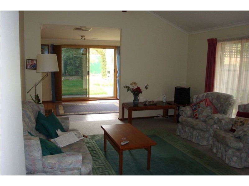 4 Edenbridge Court, Carrum Downs VIC 3201