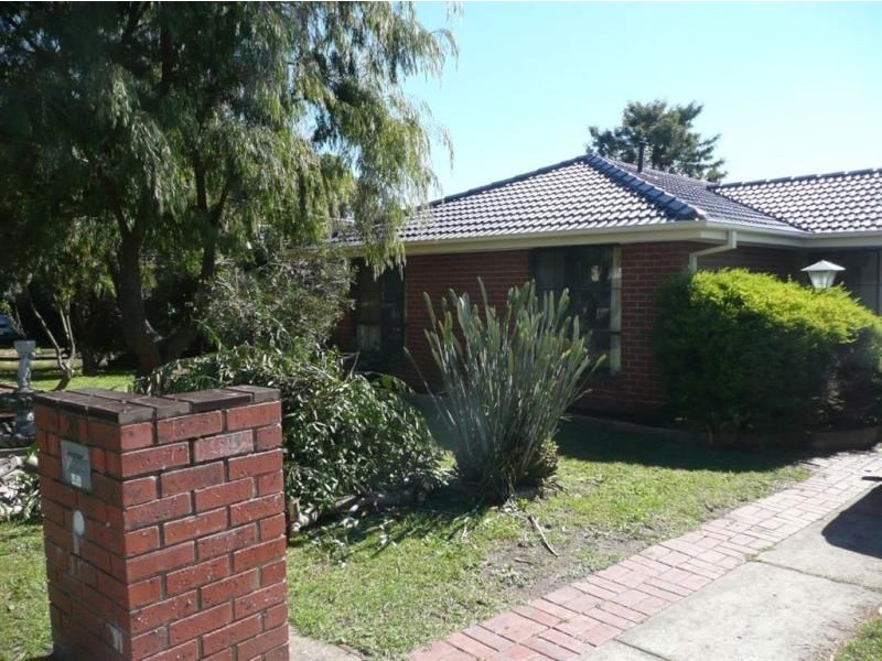 38 Sunbird Crescent, Carrum Downs VIC 3201