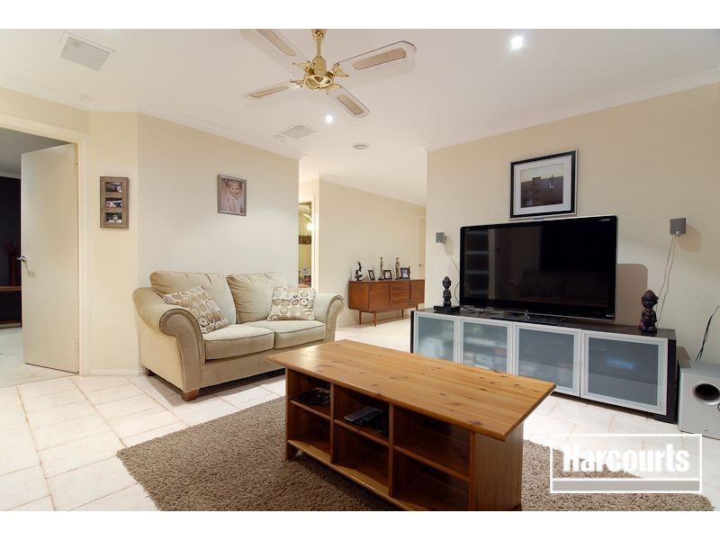 20 Oberon Drive, Carrum Downs VIC 3201