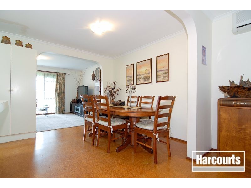 120 Lyrebird Drive, Carrum Downs VIC 3201