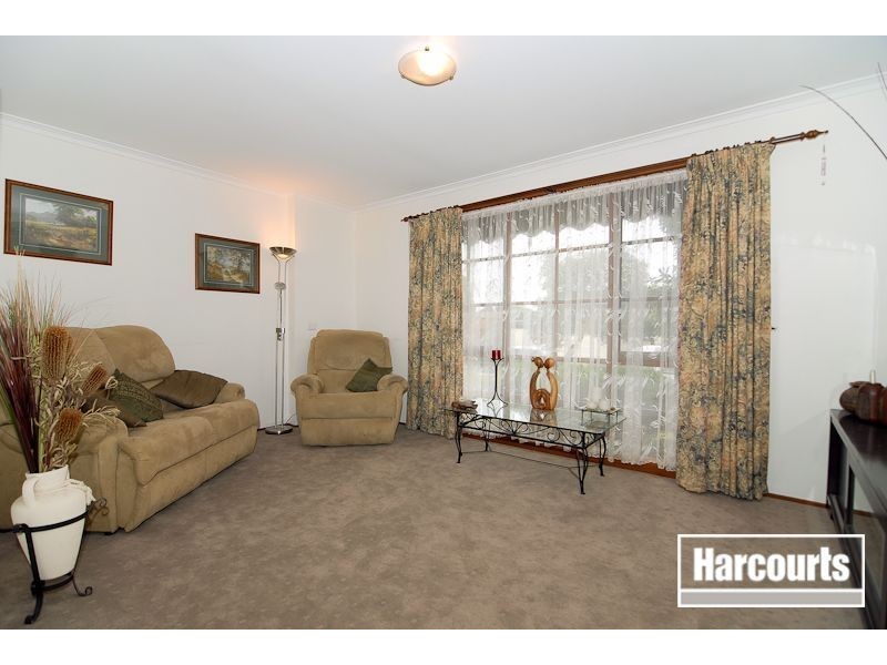 120 Lyrebird Drive, Carrum Downs VIC 3201