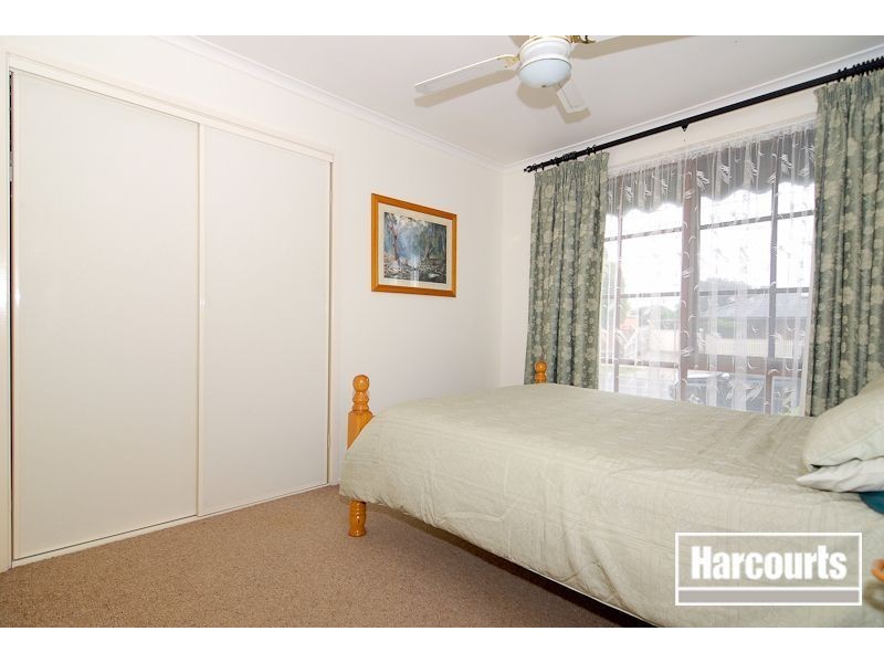 120 Lyrebird Drive, Carrum Downs VIC 3201