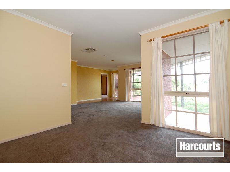 11 Belmont Court, Carrum Downs VIC 3201