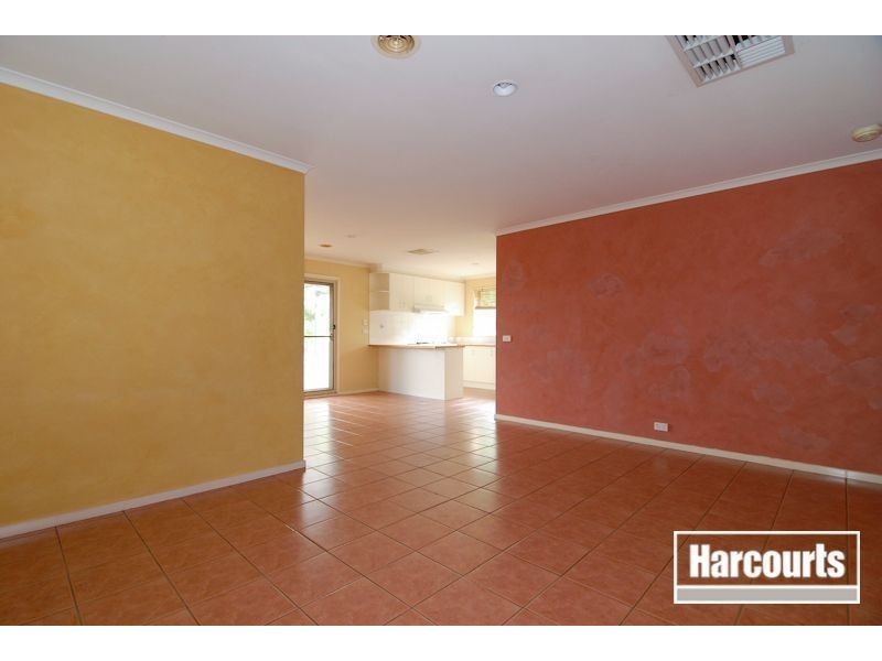 11 Belmont Court, Carrum Downs VIC 3201