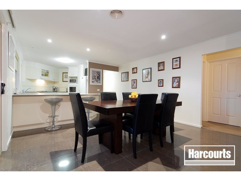 14 Vivi Court, Skye VIC 3977