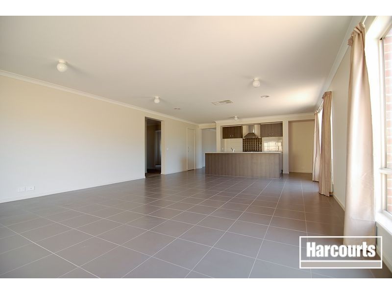 58 Sanoma Drive, Skye VIC 3977
