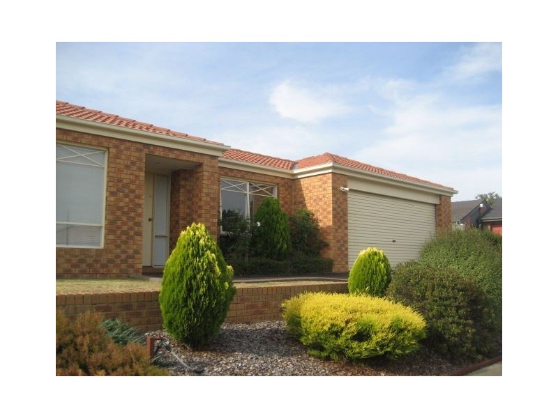 27 Arcadia Street, Carrum Downs VIC 3201