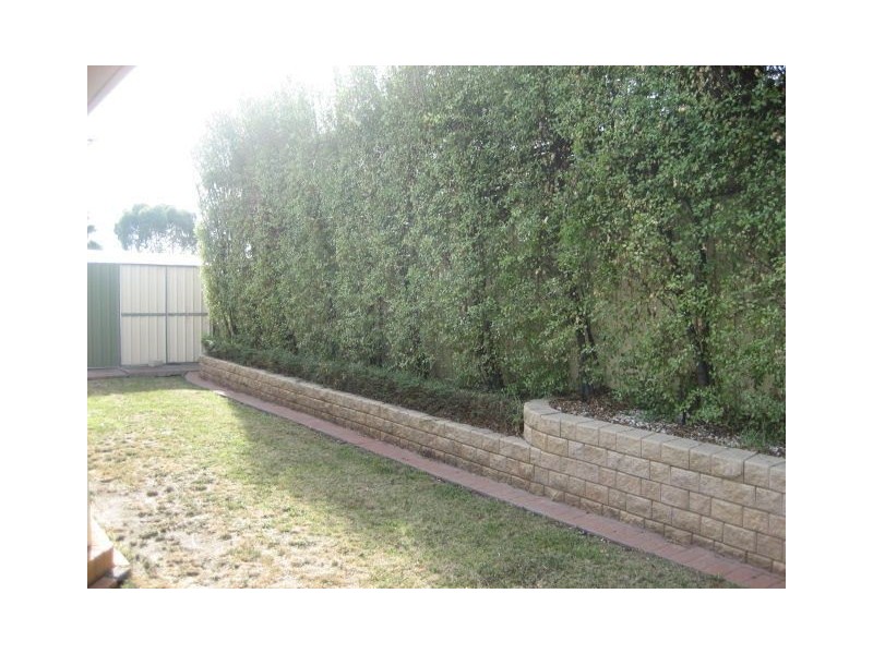 27 Arcadia Street, Carrum Downs VIC 3201