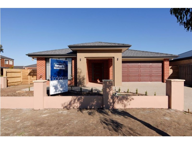 10 Halsbury Place, Skye VIC 3977