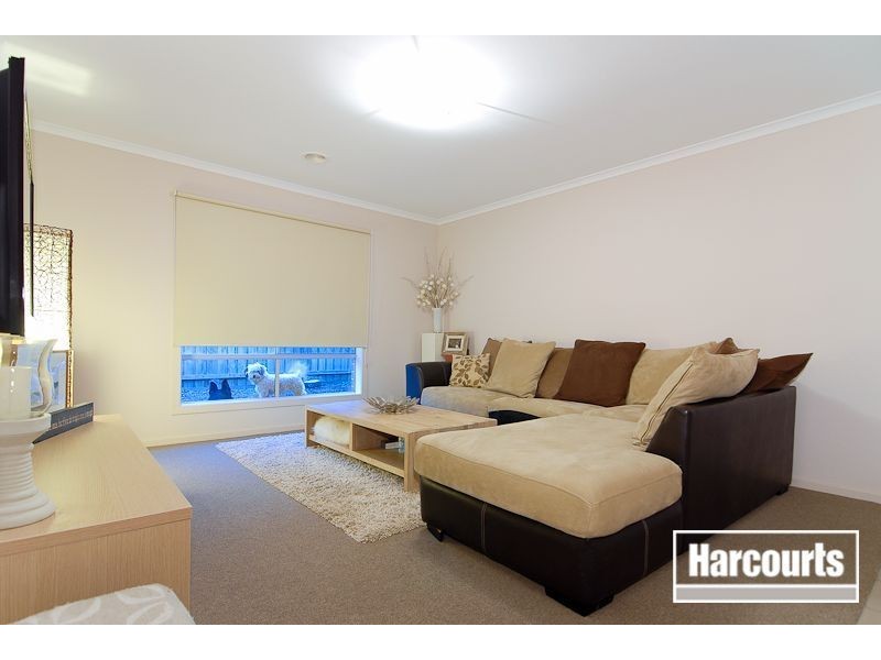 11 Lily Way, Skye VIC 3977
