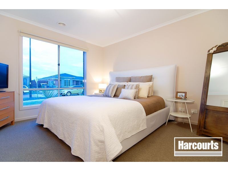 11 Lily Way, Skye VIC 3977
