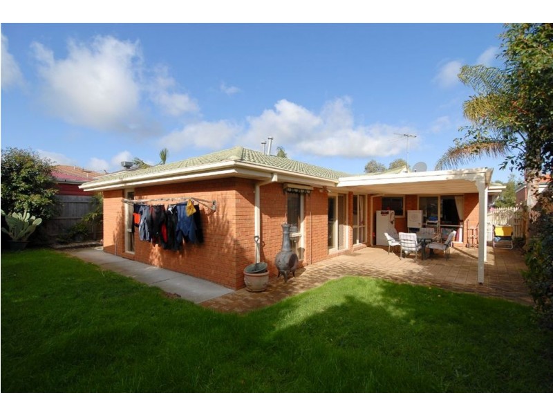 7 Nicole Court, Skye VIC 3977