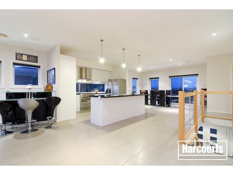 26 Cunningham Crescent, Sandhurst VIC 3977