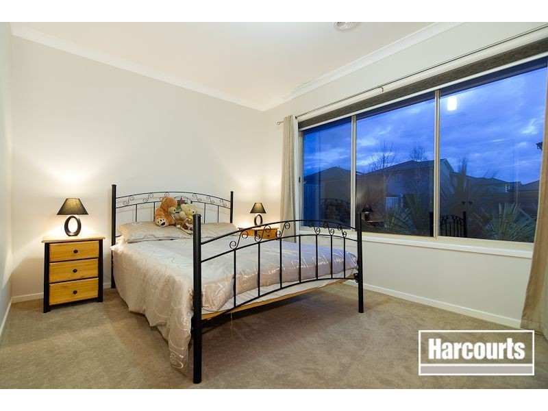 74 Sandhurst Boulevard, Sandhurst VIC 3977